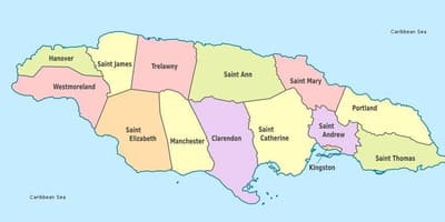 Une carte de la jamaïque, avec les paroisses et les capitales